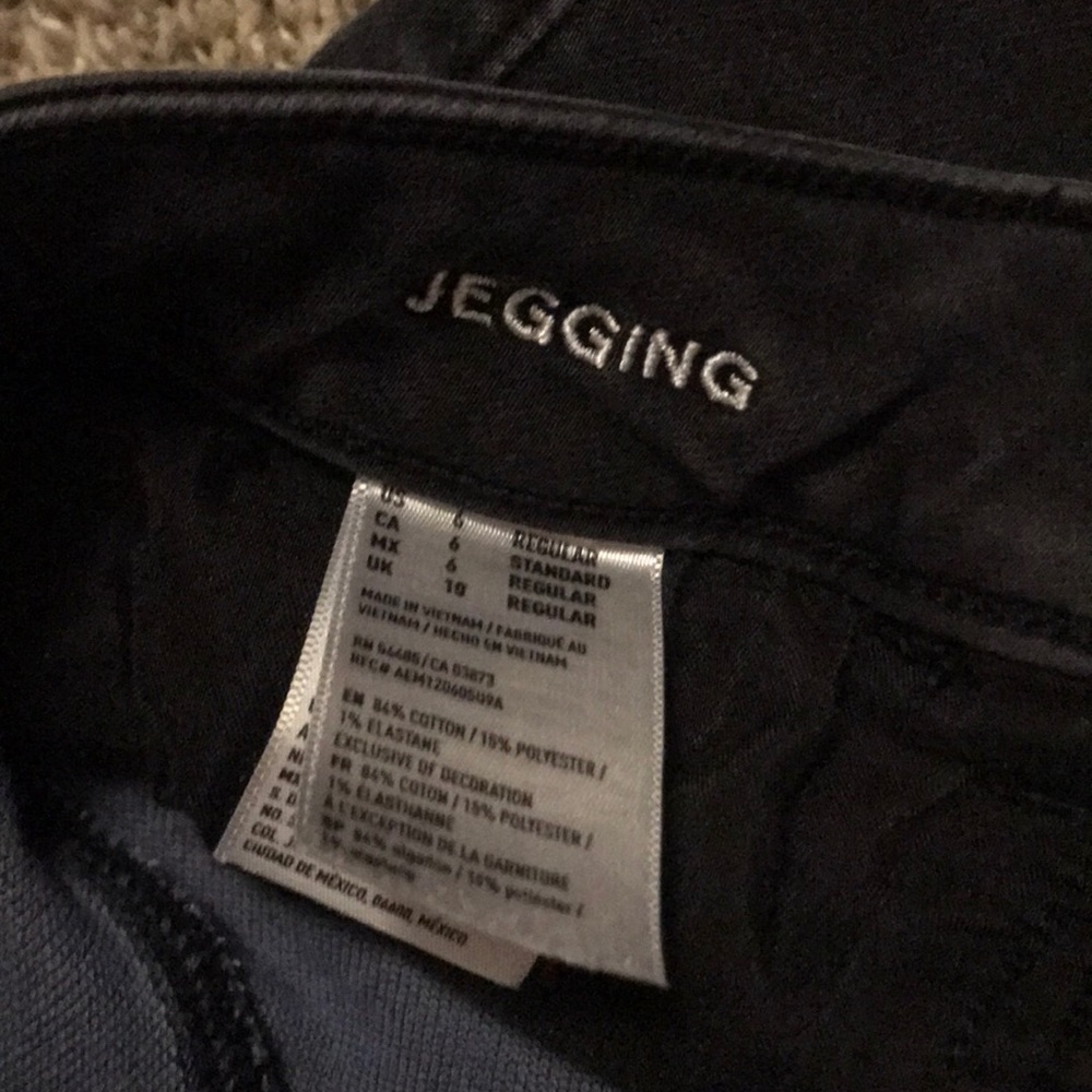 American Eagle black jeggings - Picture 4 of 4